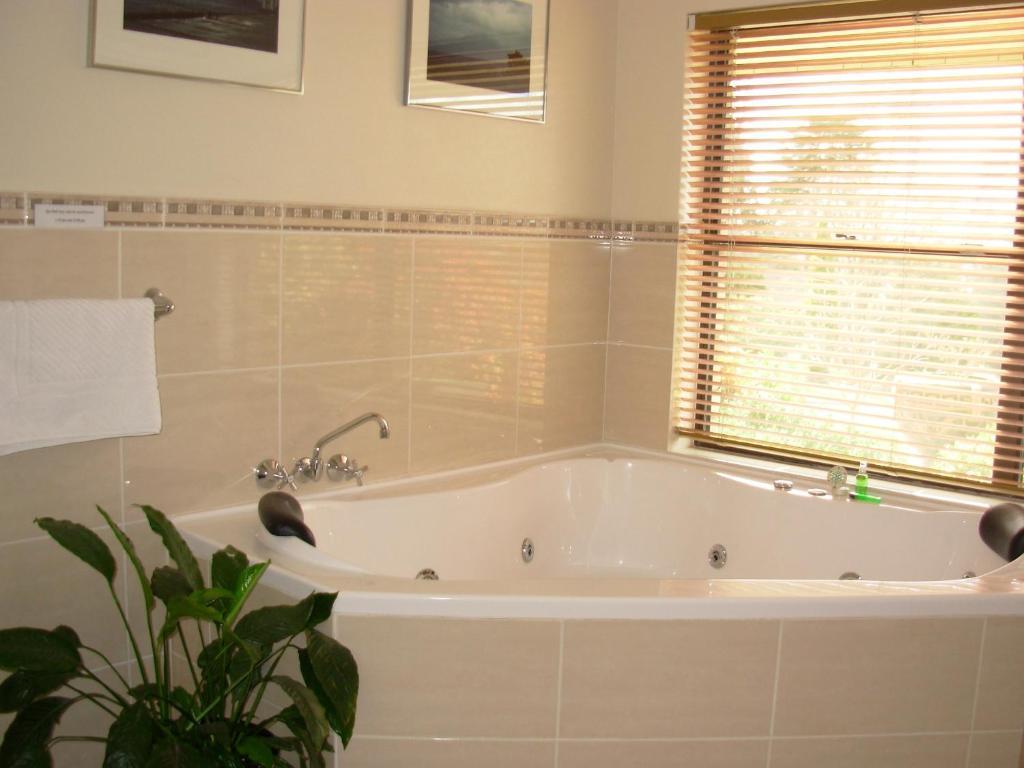 Bathurst Heights Bed & Breakfast Δωμάτιο φωτογραφία