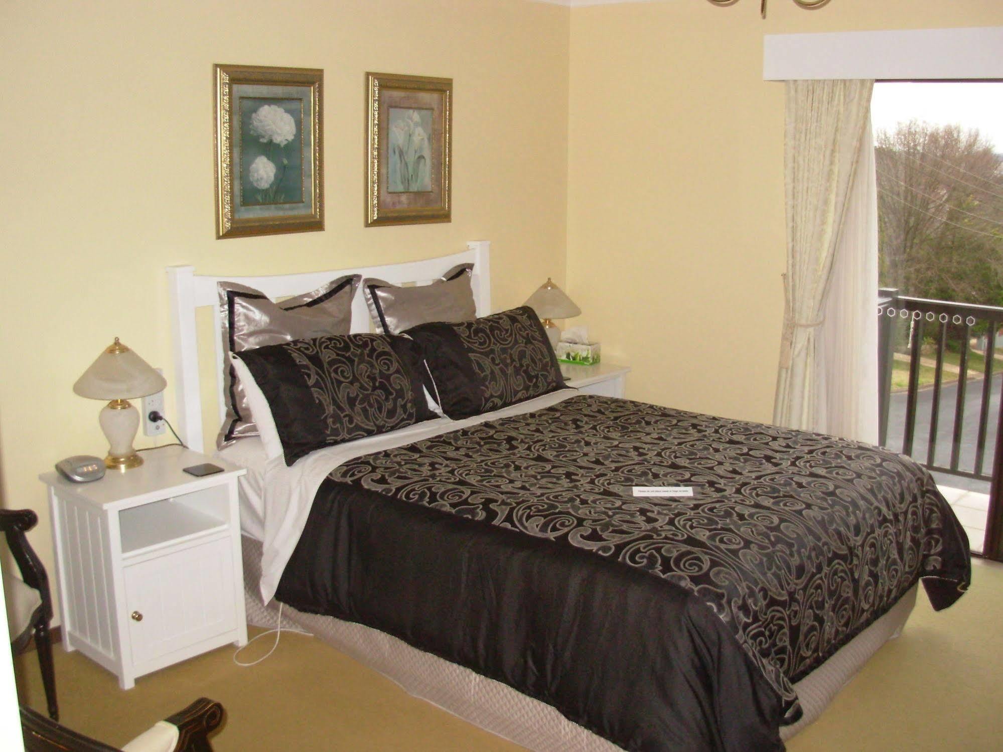Bathurst Heights Bed & Breakfast Εξωτερικό φωτογραφία