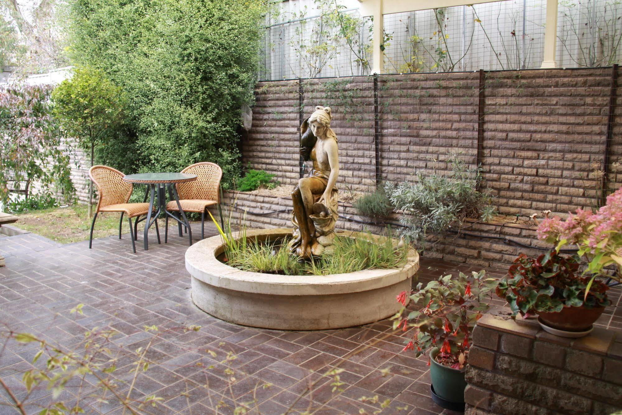 Bathurst Heights Bed & Breakfast Εξωτερικό φωτογραφία